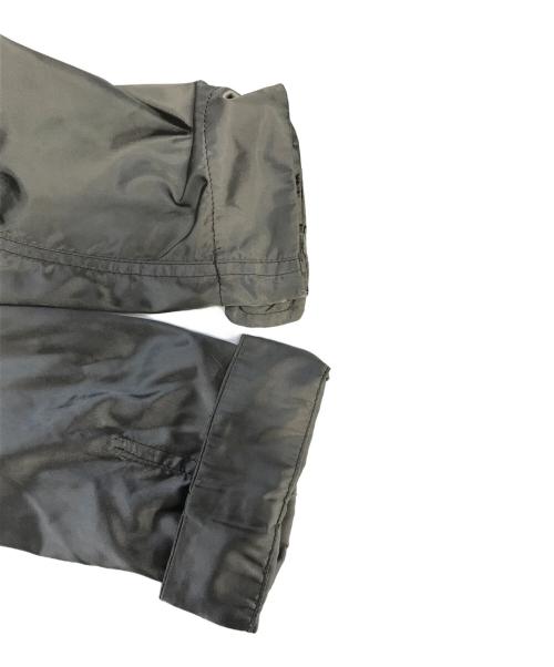 PRADA SPORTS（プラダスポーツ）PRADA SPORTS (プラダスポーツ) エポレット付ナイロンジャケット オリーブ サイズ:Sの古着・服飾アイテム