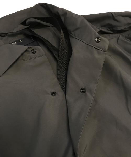 meanswhile（ミーンズワイル）meanswhile (ミーンズワイル) Feather Smooth Snap SH グレー サイズ:2の古着・服飾アイテム