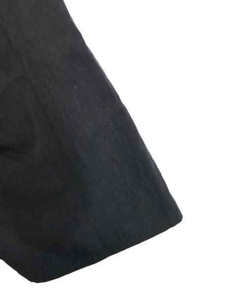 inn. ISSEY MIYAKE（イッセイミヤケ）inn. ISSEY MIYAKE (イッセイミヤケ) 変形ジャケット ブラック サイズ:Mの古着・服飾アイテム