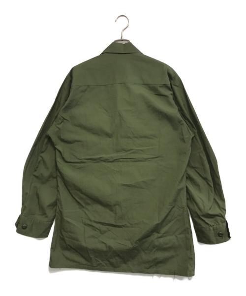 VINTAGE MILITARY（ヴィンテージ ミリタリー）VINTAGE MILITARY (ヴィンテージ ミリタリー) US ARMY ジャングルファティーグジャケット カーキ サイズ:SMALL-LONGの古着・服飾アイテム