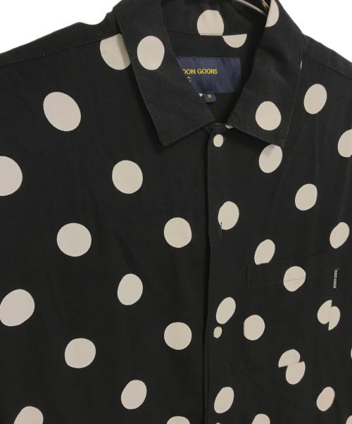 Ron Herman（ロンハーマン）Ron Herman (ロンハーマン) NOON GOONS (ヌーングーンズ) 別注ドット半袖シャツ ブラック サイズ:Mの古着・服飾アイテム