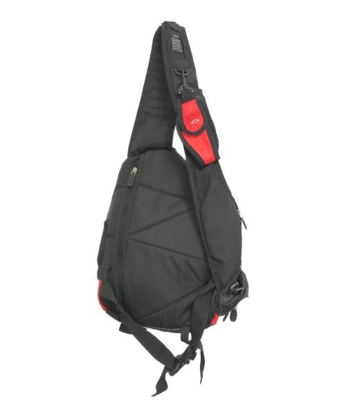 OAKLEY（オークリー）OAKLEY (オークリー) ワンショルダーバッグ ブラック×レッド サイズ:表記なしの古着・服飾アイテム