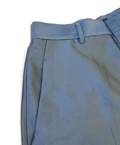 LOEFF（ロエフ）LOEFF (ロエフ) シルク混タフタクロップドテーパードパンツ　8814-236-0081 ブルー サイズ:1の古着・服飾アイテム