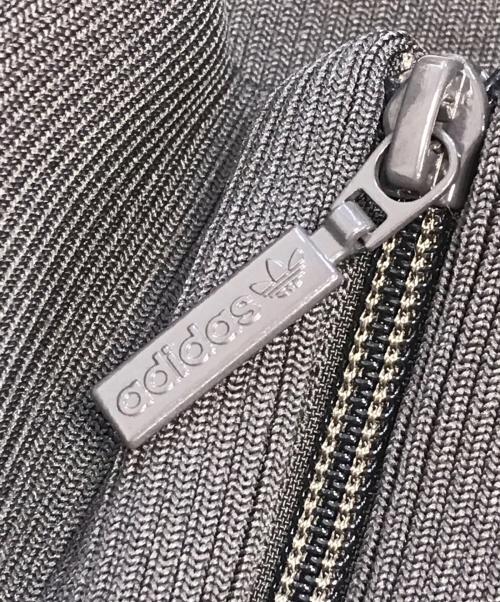 adidas（アディダス）adidas (アディダス) トラックジャケット レッド サイズ:3XLの古着・服飾アイテム