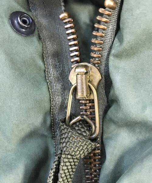 VINTAGE MILITARY（ヴィンテージ ミリタリー）VINTAGE MILITARY (ヴィンテージ ミリタリー) US ARMY Ｍ-65 フィッシュテールパーカー カーキ サイズ:Lの古着・服飾アイテム