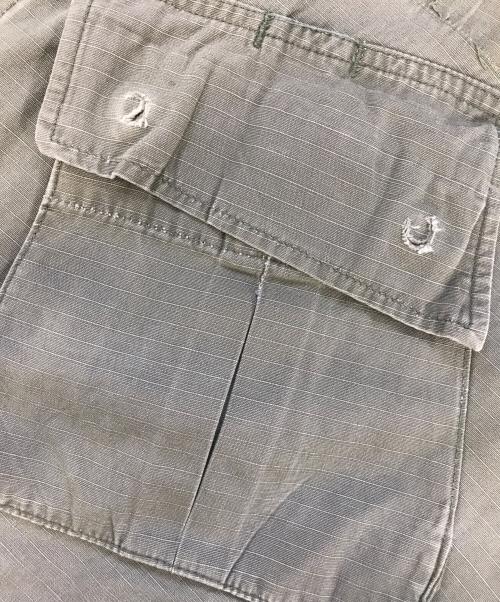 VINTAGE MILITARY（ヴィンテージ ミリタリー）VINTAGE MILITARY (ヴィンテージ ミリタリー) US ARMY ジャングルファティーグジャケット カーキ サイズ:M-Sの古着・服飾アイテム