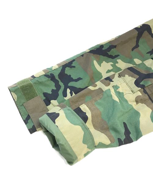 VINTAGE MILITARY（ヴィンテージ ミリタリー）VINTAGE MILITARY (ヴィンテージ ミリタリー) ECWCS PARKA COLD WEATHER カーキ サイズ:MEDIUM-REGULARの古着・服飾アイテム