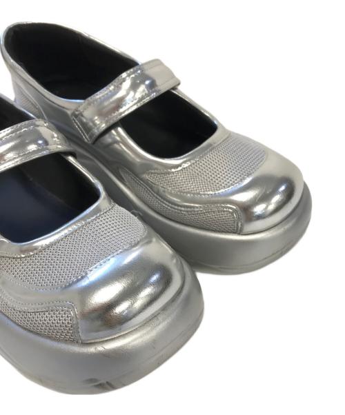 CHARLES & KEITH（チャールズアンドキース）CHARLES & KEITH (チャールズ＆キース) サンダル シルバー サイズ:39の古着・服飾アイテム