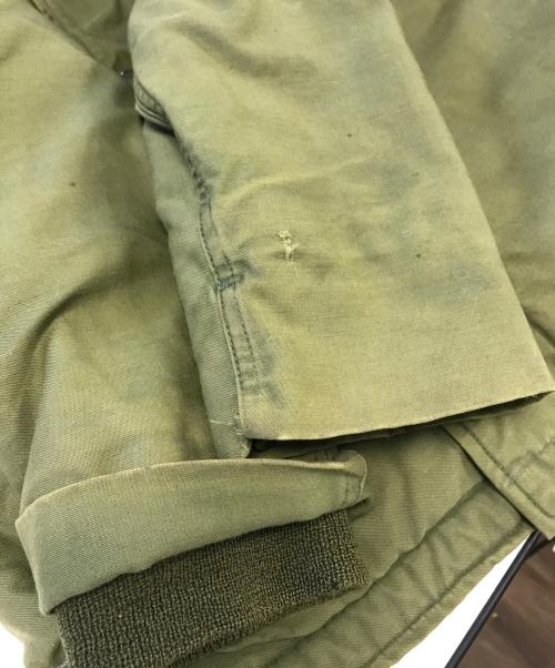 US ARMY（ユーエスアーミー）US ARMY (ユーエスアーミー) Ａ-2 デッキジャケット オリーブ サイズ:不明の古着・服飾アイテム
