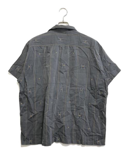 VINTAGE（ヴィンテージ）VINTAGE (ヴィンテージ) 刺繍総柄シャツ グレー サイズ:表記なしの古着・服飾アイテム