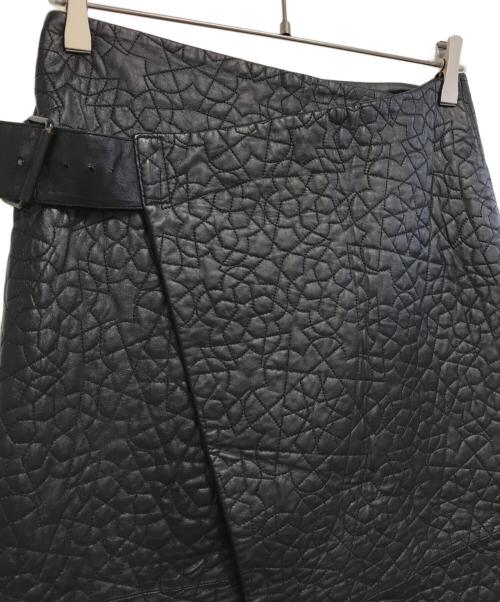 Y's PINK（ワイズ ピンク）Y's PINK (ワイズ ピンク) 刺繍ラップレザースカート ブラック サイズ:2の古着・服飾アイテム