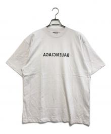 BALENCIAGA（バレンシアガ）の古着「ミラーロゴプリントTシャツ」｜ホワイト