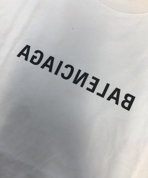 BALENCIAGA（バレンシアガ）BALENCIAGA (バレンシアガ) ミラーロゴプリントTシャツ ホワイト サイズ:Sの古着・服飾アイテム