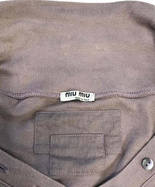 MIU MIU（ミュウミュウ）MIU MIU (ミュウミュウ) スキッパーカットソー グレー サイズ:Sの古着・服飾アイテム