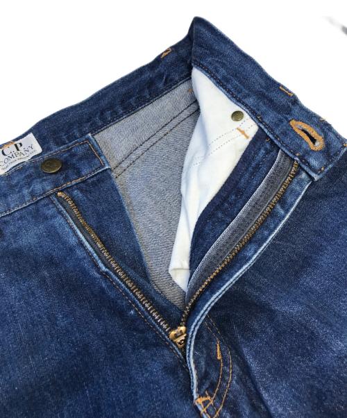 C.P COMPANY（シーピーカンパニー）C.P COMPANY (シーピーカンパニー) テーパードデニムパンツ インディゴ サイズ:46の古着・服飾アイテム