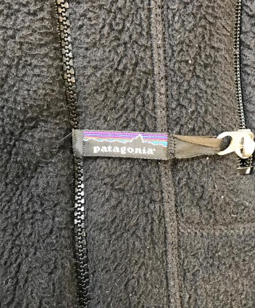 Patagonia（パタゴニア）Patagonia (パタゴニア) シンチラジャケット ブラック サイズ:Mの古着・服飾アイテム