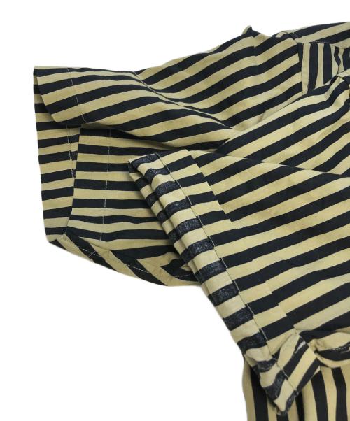 SUPREME（シュプリーム）SUPREME (シュプリーム) 半袖ストライプシャツ カーキ サイズ:Mの古着・服飾アイテム