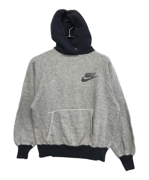 NIKE（ナイキ）NIKE (ナイキ) プルオーバーパーカー グレー サイズ:Mの古着・服飾アイテム