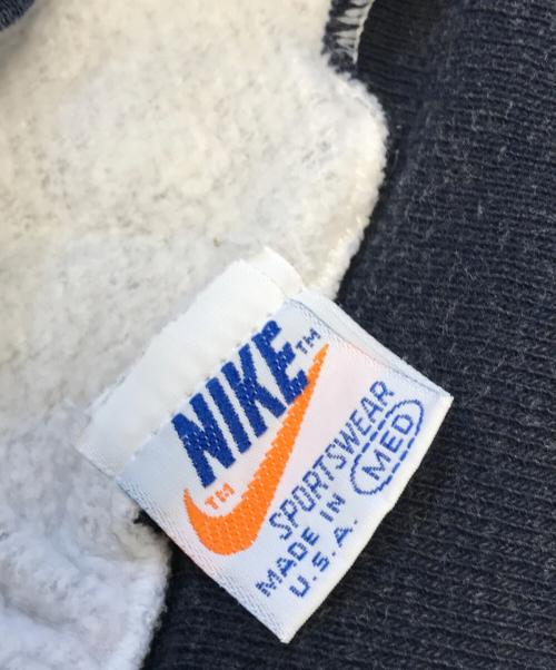 NIKE（ナイキ）NIKE (ナイキ) プルオーバーパーカー グレー サイズ:Mの古着・服飾アイテム