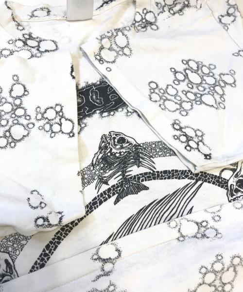 Centar Cut（センターカット）Centar Cut (センターカット) オールオーバープリントTシャツ ホワイト サイズ:XL　　　の古着・服飾アイテム