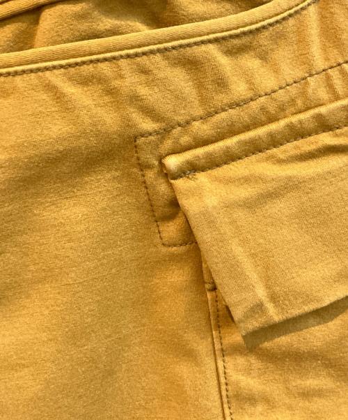 BRU NA BOINNE（ブルーナボイン）BRU NA BOINNE (ブルーナボイン) カーゴパンツ カーキの古着・服飾アイテム