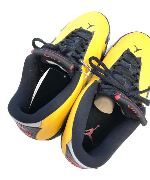 NIKE（ナイキ）NIKE (ナイキ) スニーカー イエロー サイズ:US7.5/UR40.5/CM25.5 未使用品の古着・服飾アイテム