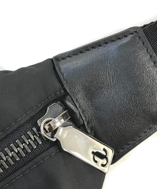 JIMMY CHOO（ジミーチュウ）JIMMY CHOO (ジミーチュウ) ベルトバッグ ブラックの古着・服飾アイテム