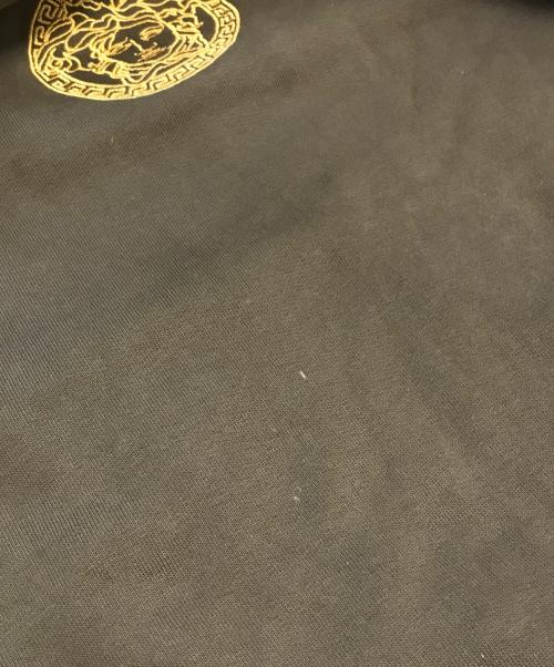 VERSACE（ヴェルサーチェ）VERSACE (ヴェルサーチェ) メデューサロゴ刺繍パーカー グリーン サイズ:Mの古着・服飾アイテム