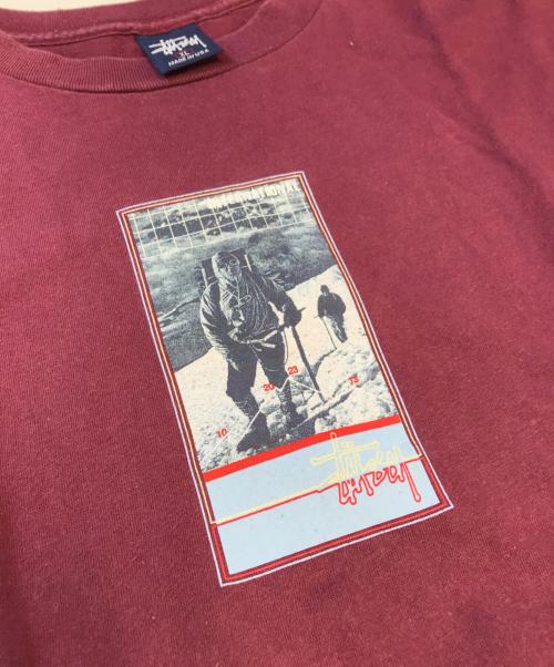 stussy（ステューシー）stussy (ステューシー) プリントTシャツ レッド サイズ:XLの古着・服飾アイテム