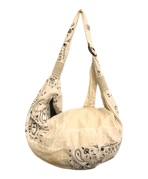 KAPITAL（キャピタル）KAPITAL (キャピタル) bandana スナフキンバッグ ホワイトの古着・服飾アイテム