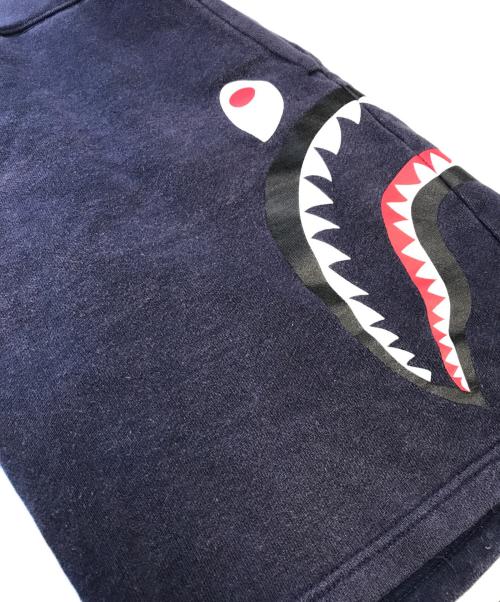 A BATHING APE（アベイシングエイプ）A BATHING APE (ア ベイシング エイプ) ショートパンツ ネイビー サイズ:Ｍの古着・服飾アイテム