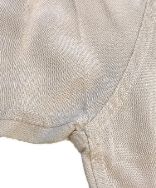 Styled in california（スタイルド イン カリフォルニア）Styled in california (スタイルド イン カリフォルニア) 半袖シャツ ベージュ サイズ:Lの古着・服飾アイテム