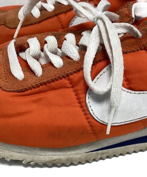 NIKE（ナイキ）NIKE (ナイキ) スニーカー オレンジ サイズ:US9/UK8/EUR42.5/CM27の古着・服飾アイテム