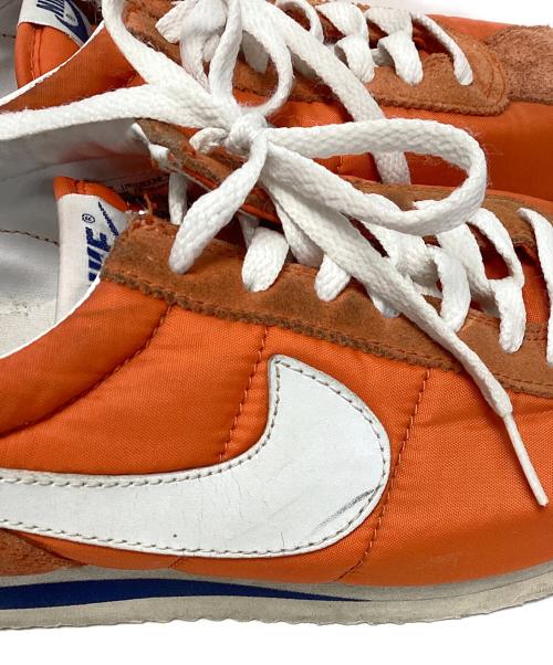 NIKE（ナイキ）NIKE (ナイキ) スニーカー オレンジ サイズ:US9/UK8/EUR42.5/CM27の古着・服飾アイテム