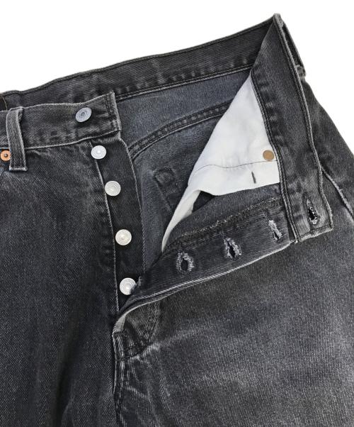 LEVI'S（リーバイス）LEVI'S (リーバイス) 後染めカットオフデニムパンツ ブラック サイズ:W32 L34の古着・服飾アイテム