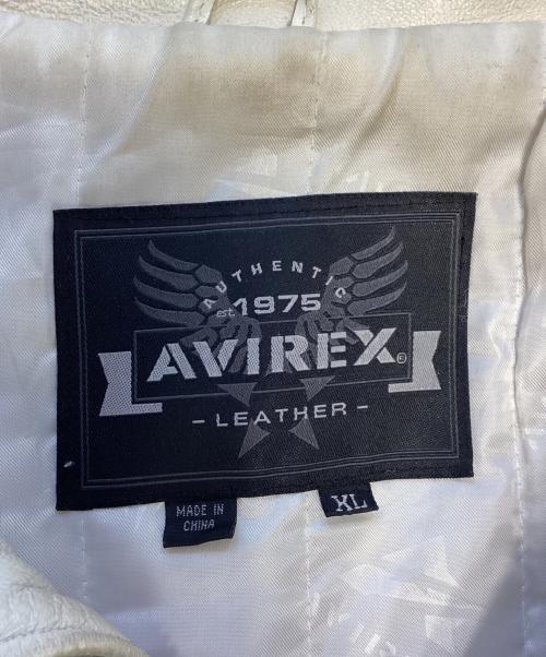 AVIREX（アヴィレックス）AVIREX (アヴィレックス) レザースタジャン アイボリー サイズ:XLの古着・服飾アイテム