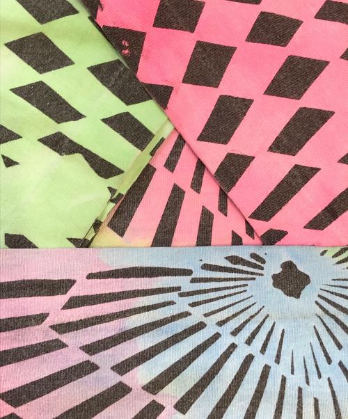 VINTAGE（ヴィンテージ）VINTAGE (ヴィンテージ) サイケデリック総柄染み込みTシャツ マルチカラー サイズ:XLの古着・服飾アイテム