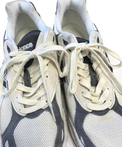 NEW BALANCE（ニューバランス）NEW BALANCE (ニューバランス) 990V3 アイボリー サイズ:US9½/UK9/EU43/CM27.5の古着・服飾アイテム