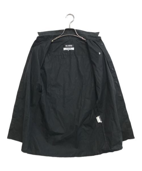 RAF SIMONS（ラフシモンズ）RAF SIMONS (ラフシモンズ) 胸ロゴ刺繍半袖シャツ ブラック サイズ:46の古着・服飾アイテム