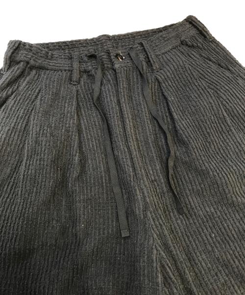 ANCELLM（アンセルム）ANCELLM (アンセルム) Cut Stripe Easy Slacks ブラック サイズ:1の古着・服飾アイテム