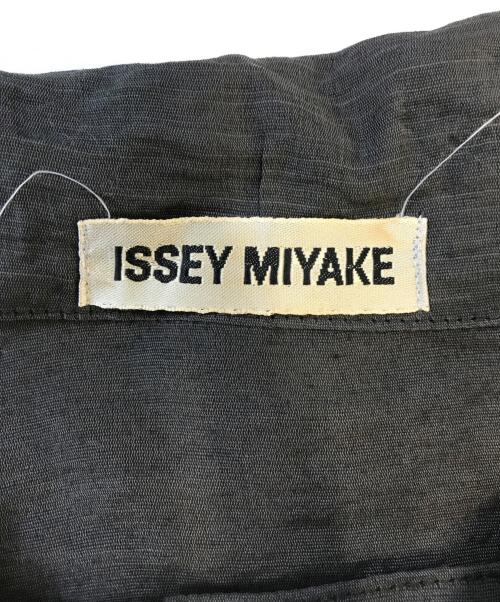 ISSEY MIYAKE（イッセイミヤケ）ISSEY MIYAKE (イッセイミヤケ) ナイロンレーヨンノースリーブワンピース チャコールグレー サイズ:Mの古着・服飾アイテム