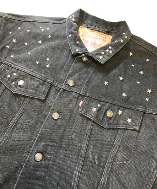 LEVI'S（リーバイス）LEVI'S (リーバイス) スタッズリメイク ブラックデニムジャケット ブラック サイズ:Mの古着・服飾アイテム