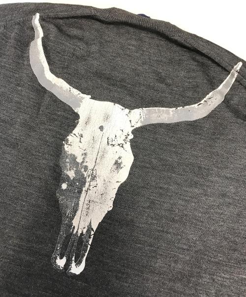 JUNYA WATANABE MAN（ジュンヤワタナベマン）JUNYA WATANABE MAN (ジュンヤワタナベマン) バックプリントニット グレー サイズ:Mの古着・服飾アイテム