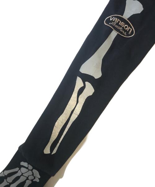 VANSON（バンソン）VANSON (バンソン) スカルボーンパーカー ブラック サイズ:Mの古着・服飾アイテム