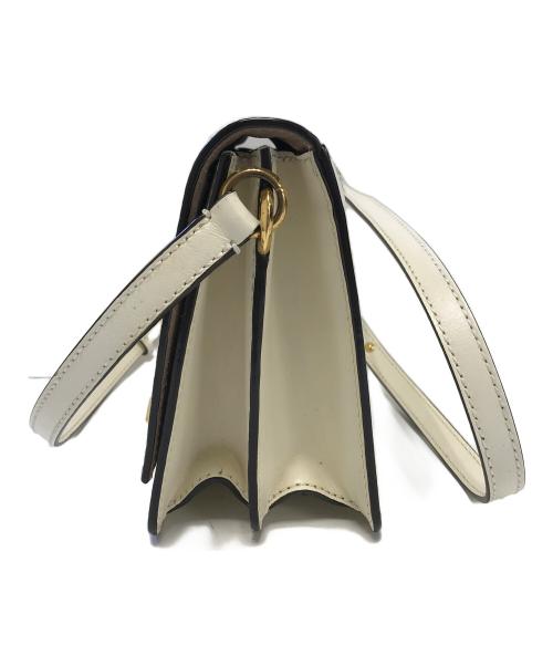 JIMMY CHOO（ジミーチュウ）JIMMY CHOO (ジミーチュウ) マデリンショルダーバッグ アイボリーの古着・服飾アイテム