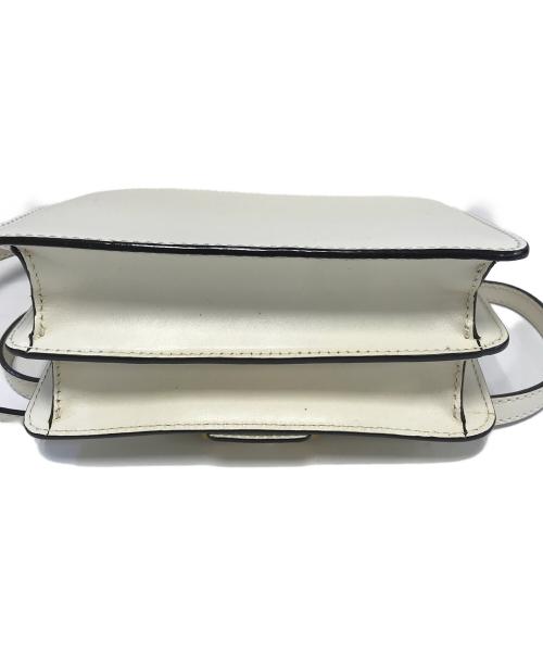 JIMMY CHOO（ジミーチュウ）JIMMY CHOO (ジミーチュウ) マデリンショルダーバッグ アイボリーの古着・服飾アイテム