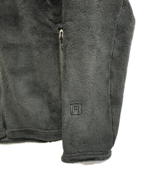 Patagonia（パタゴニア）Patagonia (パタゴニア) レギュレーターR4フリースジャケット グレー サイズ:Mの古着・服飾アイテム