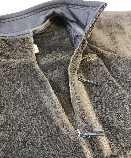Patagonia（パタゴニア）Patagonia (パタゴニア) R4 regulator Jacket カーキ サイズ:Ｍの古着・服飾アイテム