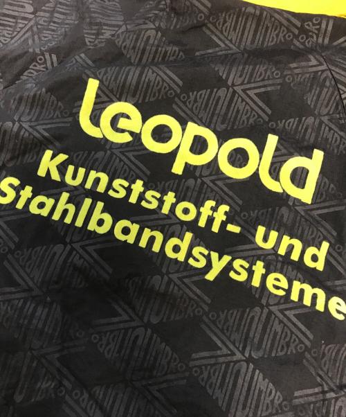 UMBRO（アンブロ）UMBRO (アンブロ) プルオーバーナイロンジャケット イエロー サイズ:Ｌの古着・服飾アイテム