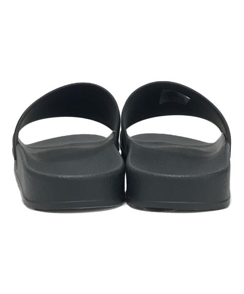 N°21（ヌメロヴェントゥーノ）N°21 (ヌメロヴェントゥーロ) フラットサンダル ブラック サイズ:36の古着・服飾アイテム